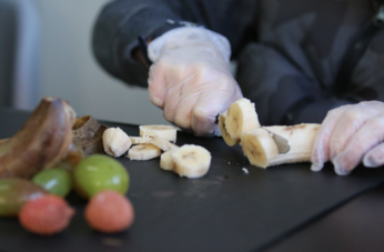 PrÃ©paration des rations alimentaires des animaux.